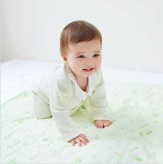 Baby Swaddle *Green Field